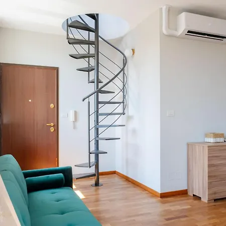 De Gasperi Terrace 2 *